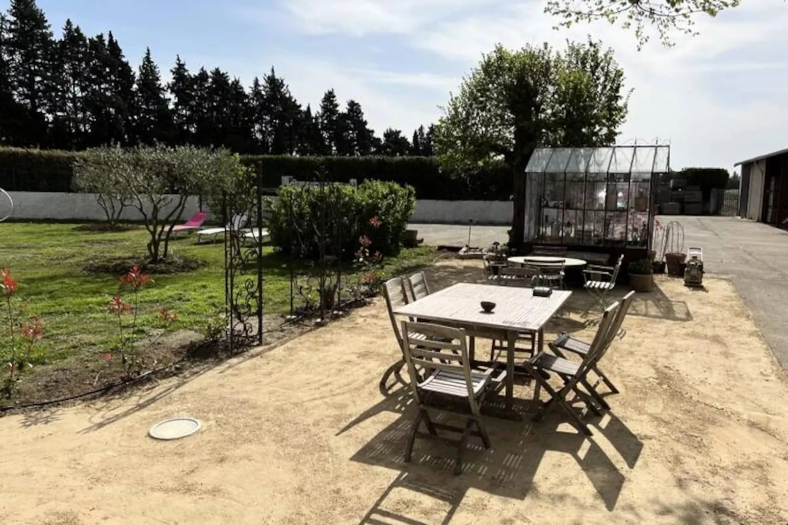 "&eacute;vasion Champ&ecirc;tre: Charme Et S&eacute;r&eacute;nit&eacute; &agrave; L'isle-sur-la-sorgue"-Image-tags.