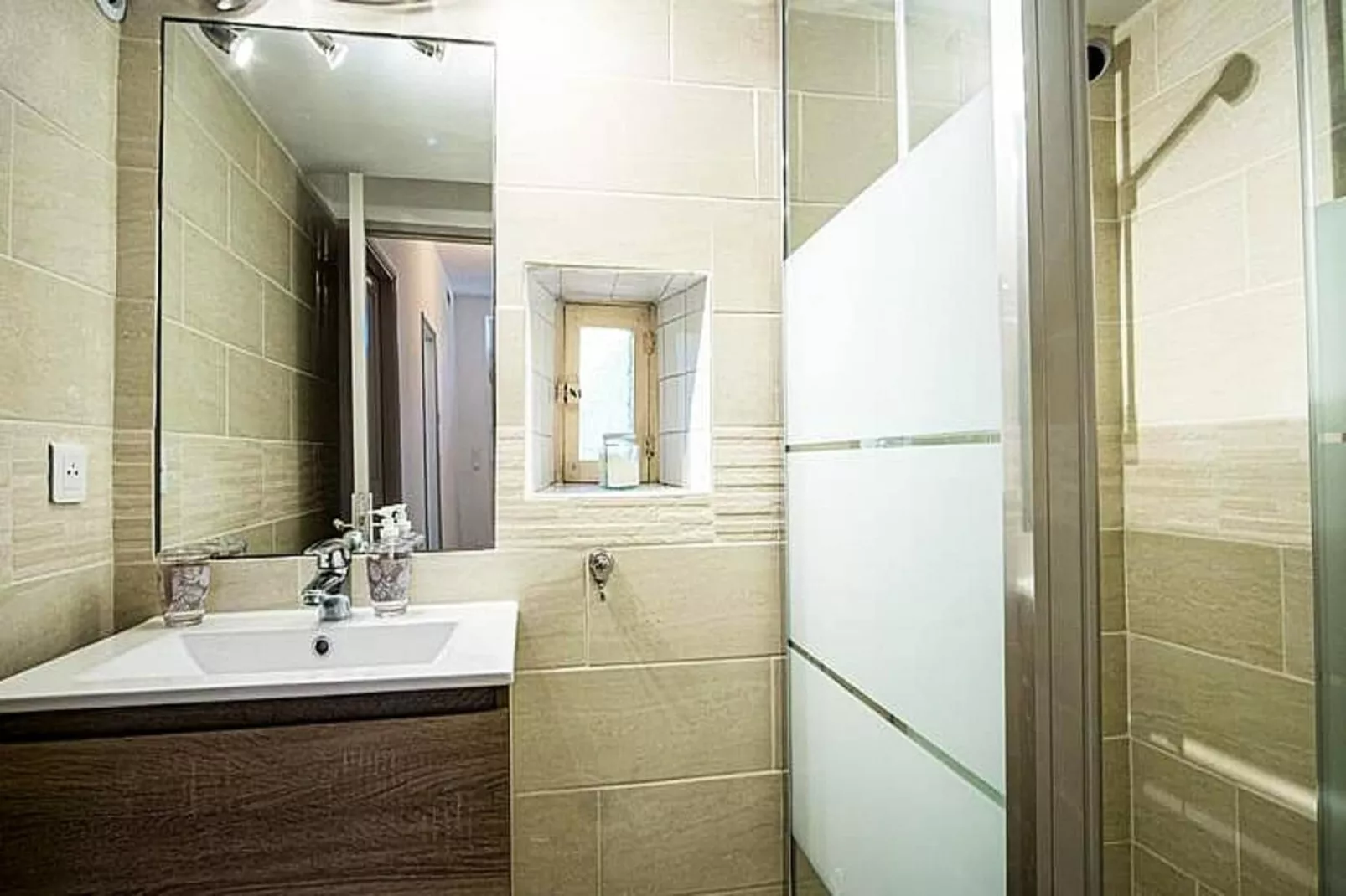 Maison Avec Jardin Proche Du Centre-ville Isle-sur-la-sorgue-Salon