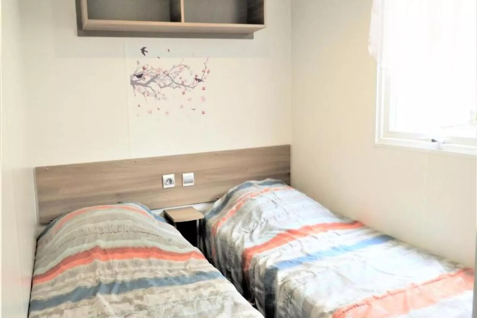 Mobil-home 6 pers. avec accès piscine et complexe aquatique-Extérieur été