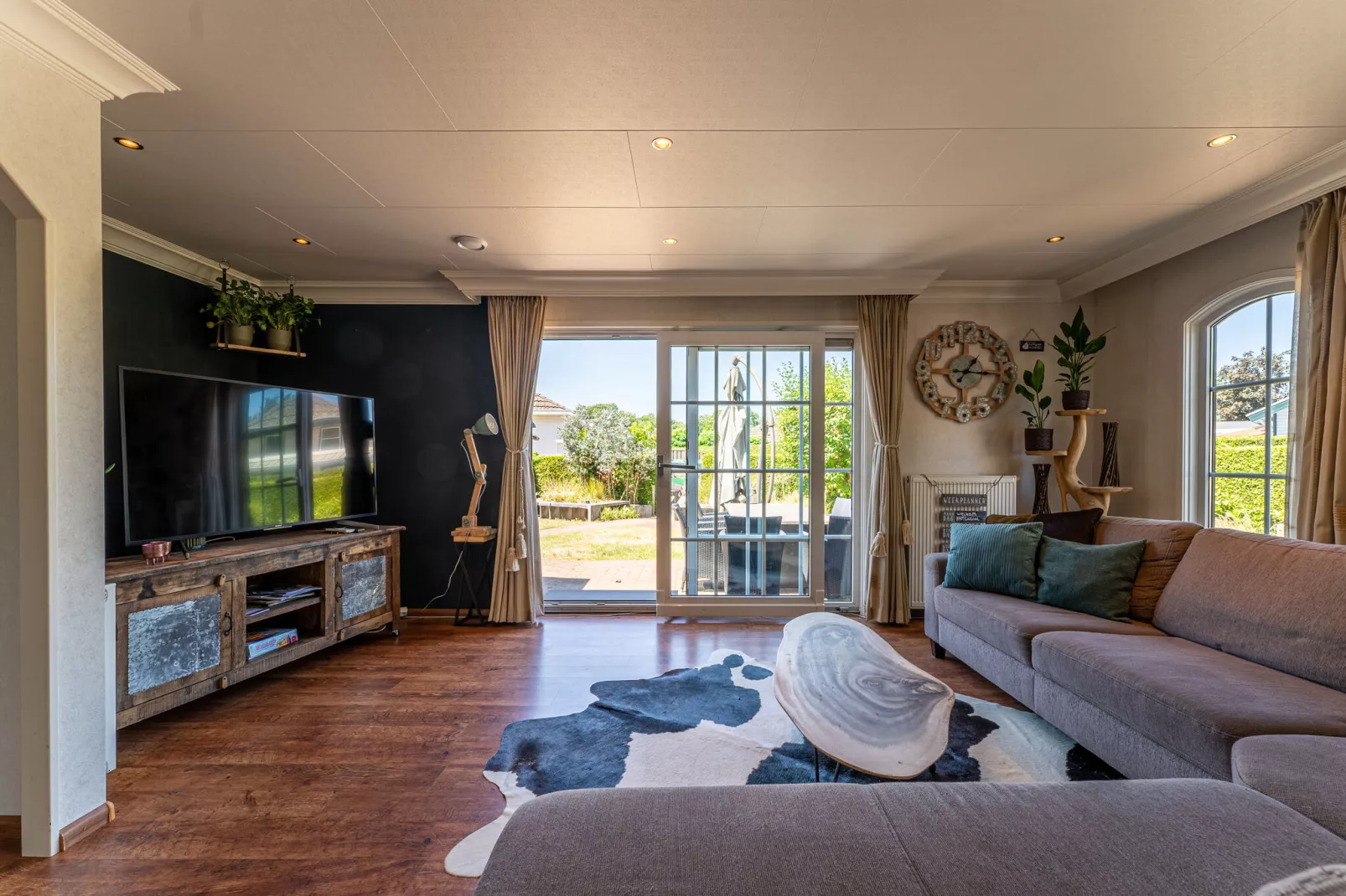 Chalet Kieftveen Voorthuizen 6 pax-Living room