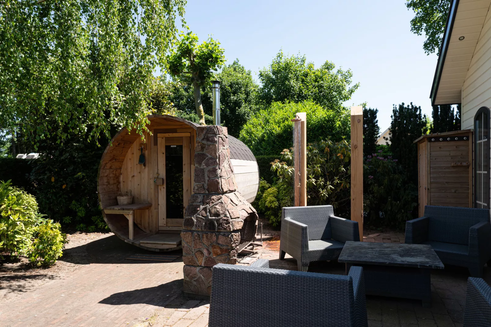 Chalet Kieftveen Voorthuizen 6 pax-Terrace balcony