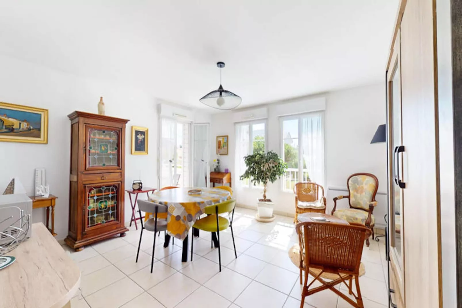 Appartements à Saint-Gilles-Croix-de-Vie-Image-tags.