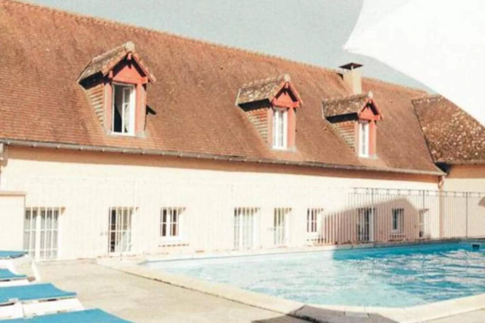 Appart'Hotel La Roche-Posay - Extérieur été