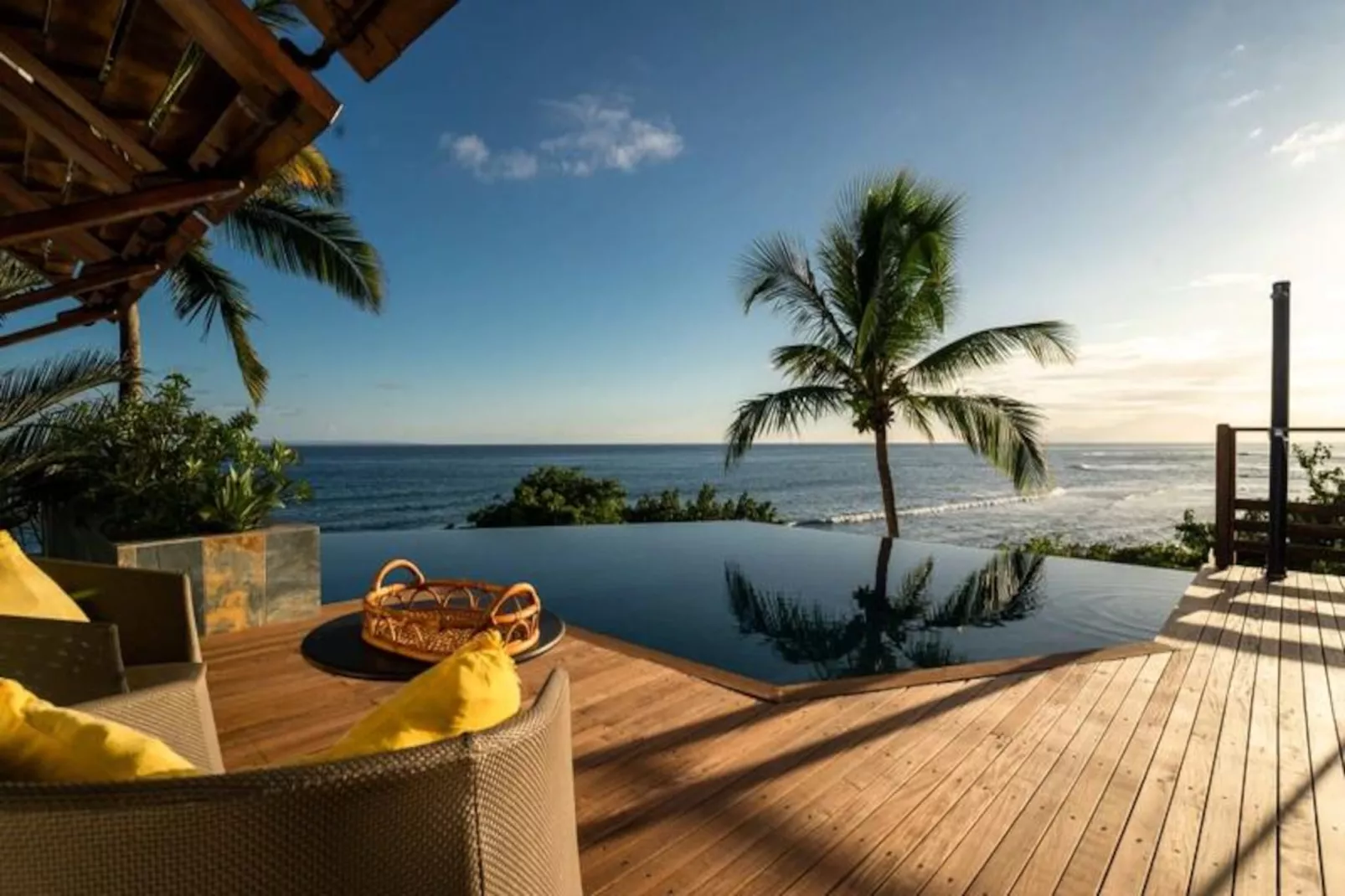 Villa Sea Front-Image-tags.