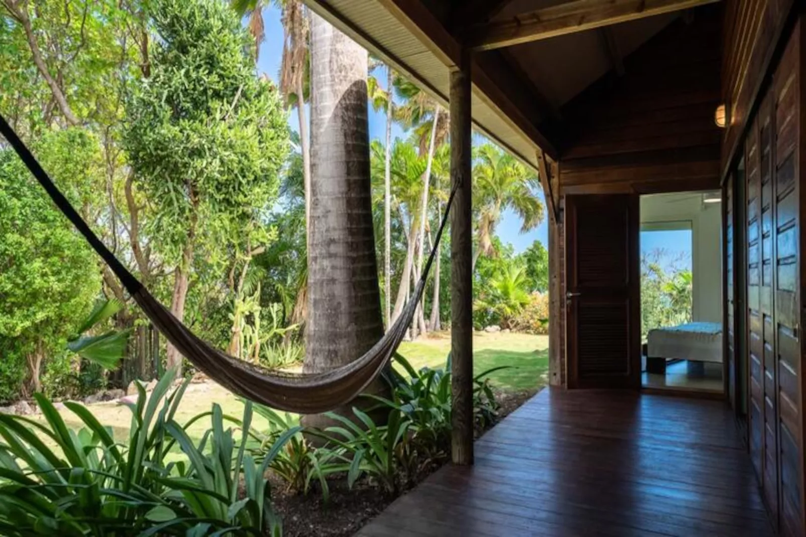 Villa Kalina-Image-tags.