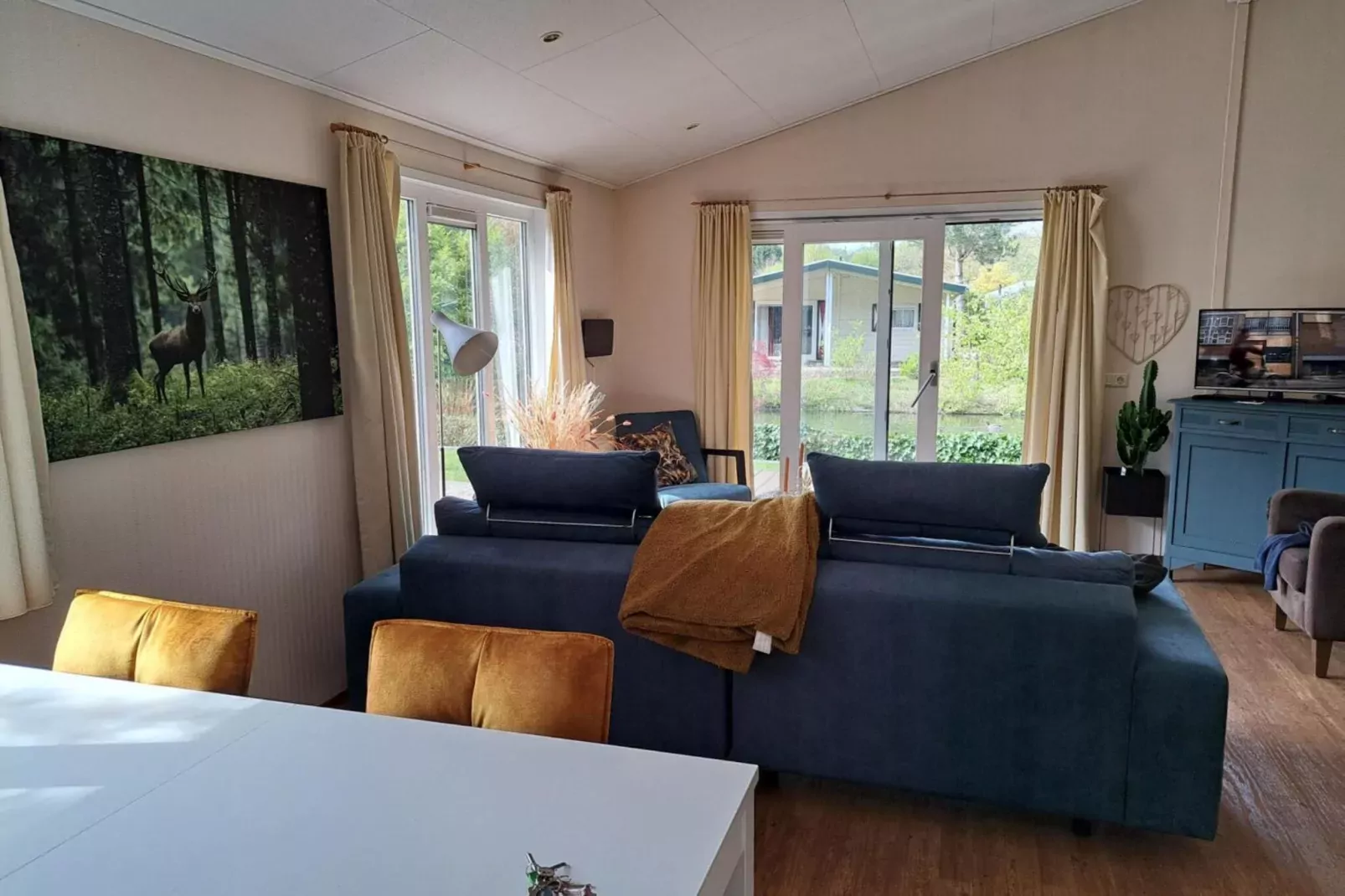 Genieten in Voorthuizen-Living room