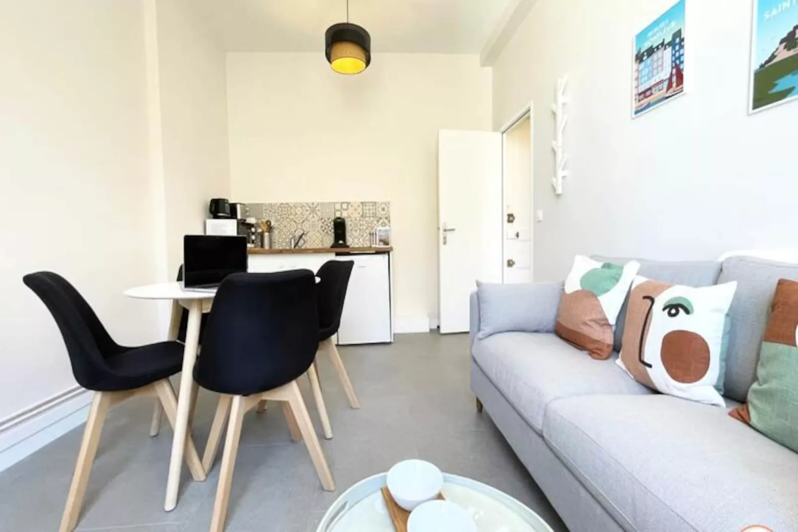 ⚡ Les Petites Normandes - Accès Direct Plage-Image-tags.