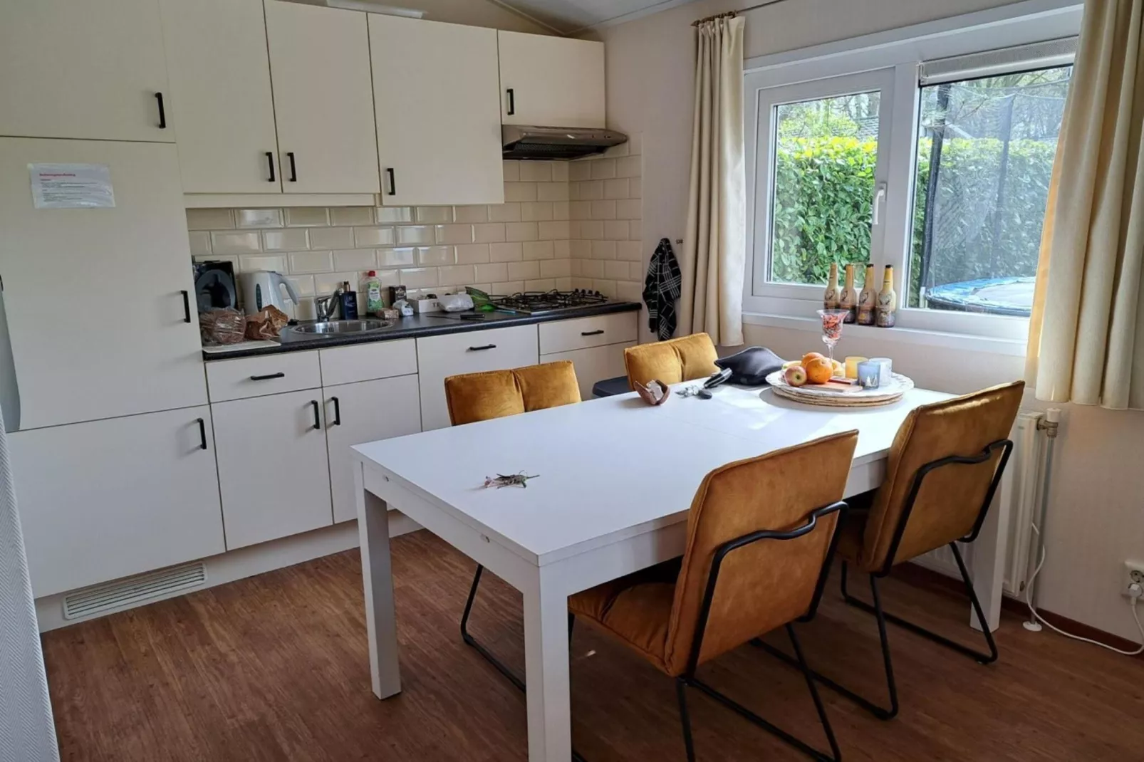 Genieten in Voorthuizen-Dining room