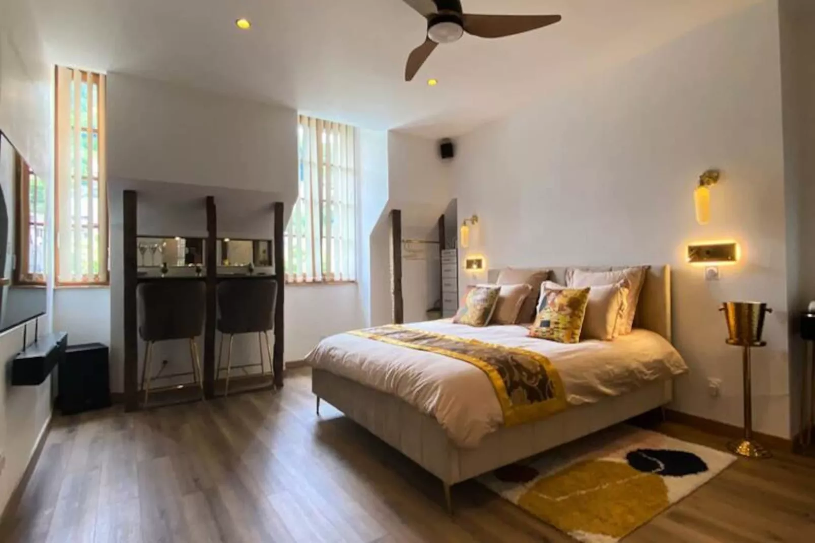 19a - Le Septi&egrave;me Ciel, Cocoon Lover-Image-tags.