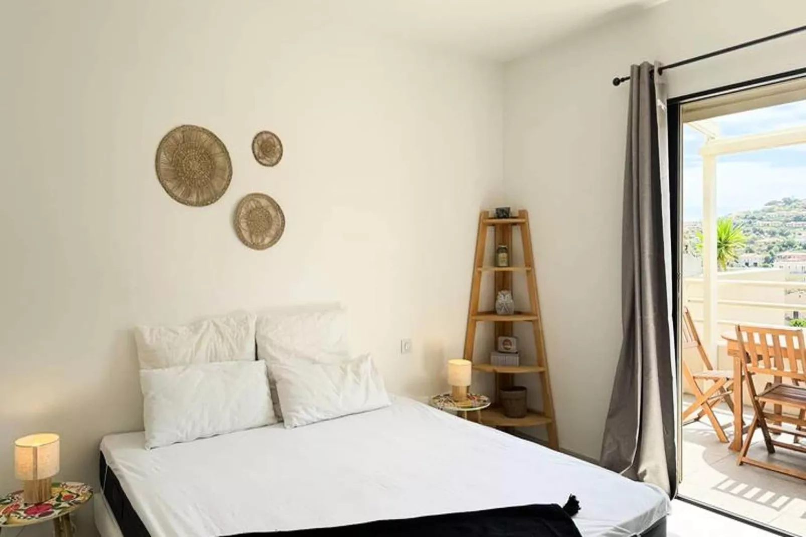 Résidence Jardins De Quatrina-Bedroom