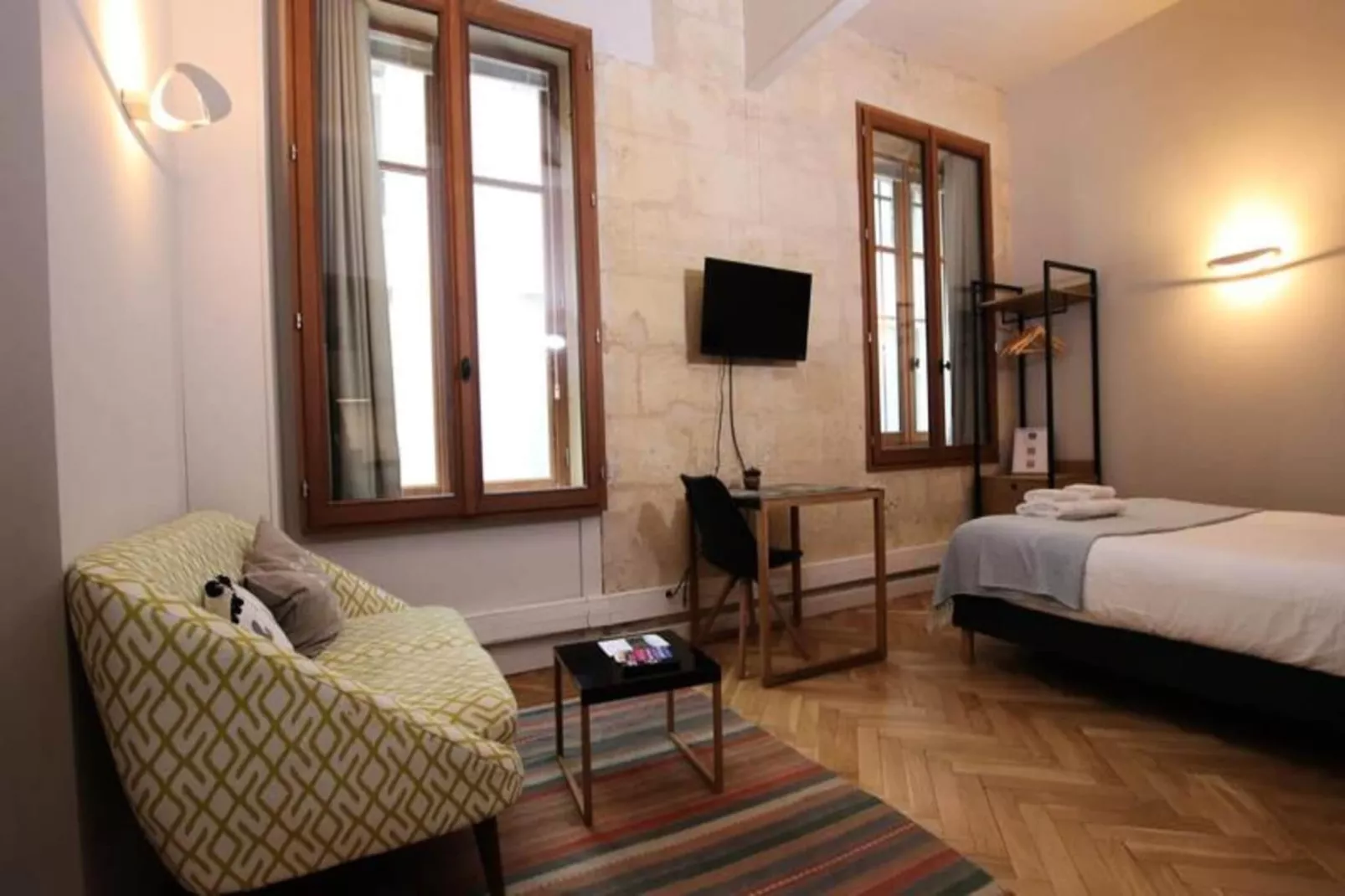 Magnifique Studio Bordelais En Plein Coeur De La Ville-Bedroom