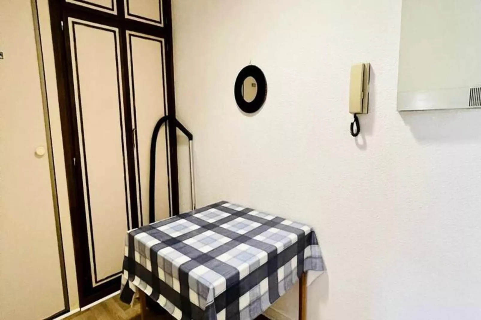 Résidence La Croisette-Exterior in summer