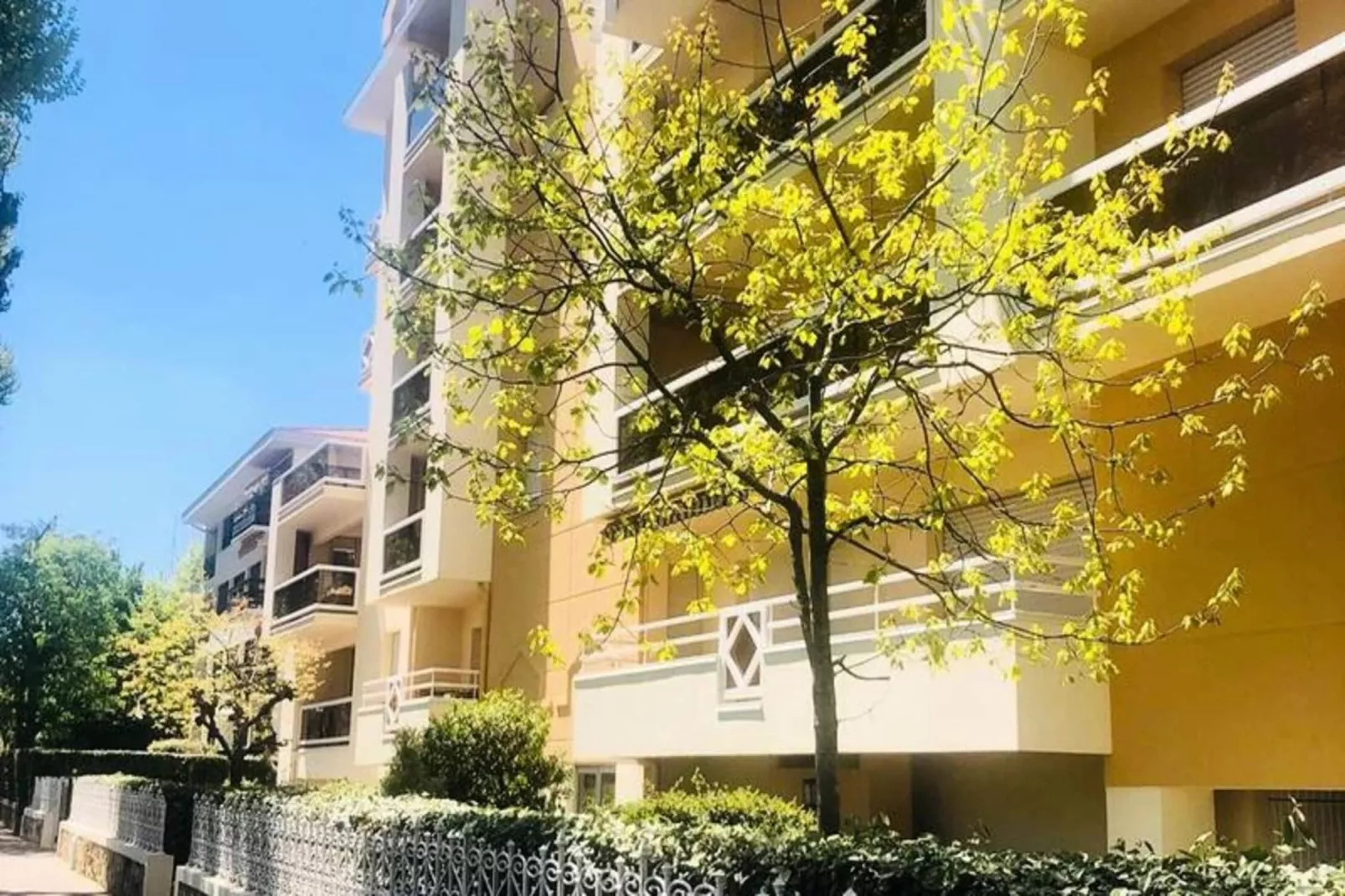 Résidence Athéna-Extérieur été