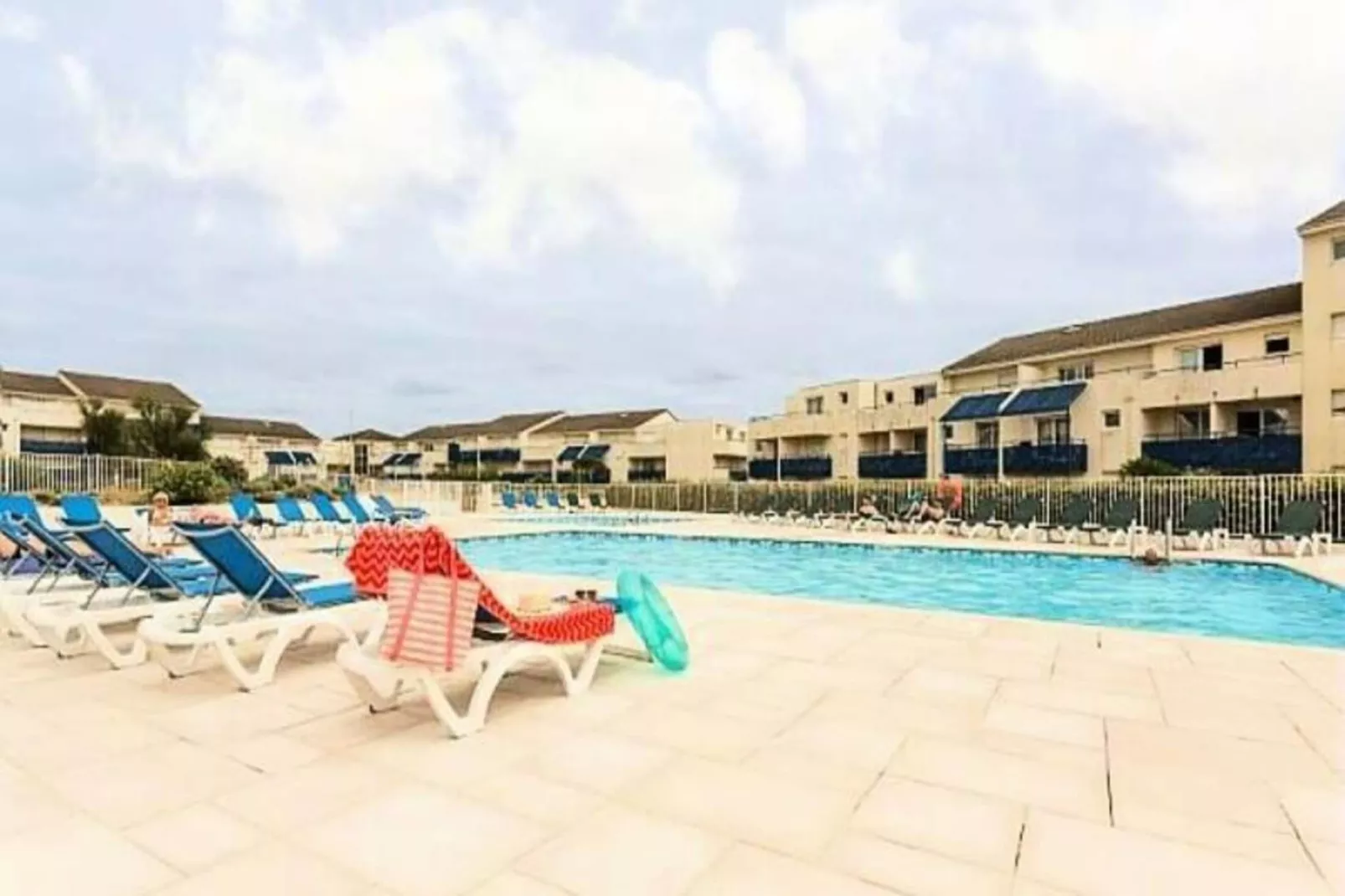 Résidence Bleu Marine - maeva Home-Swimming pool