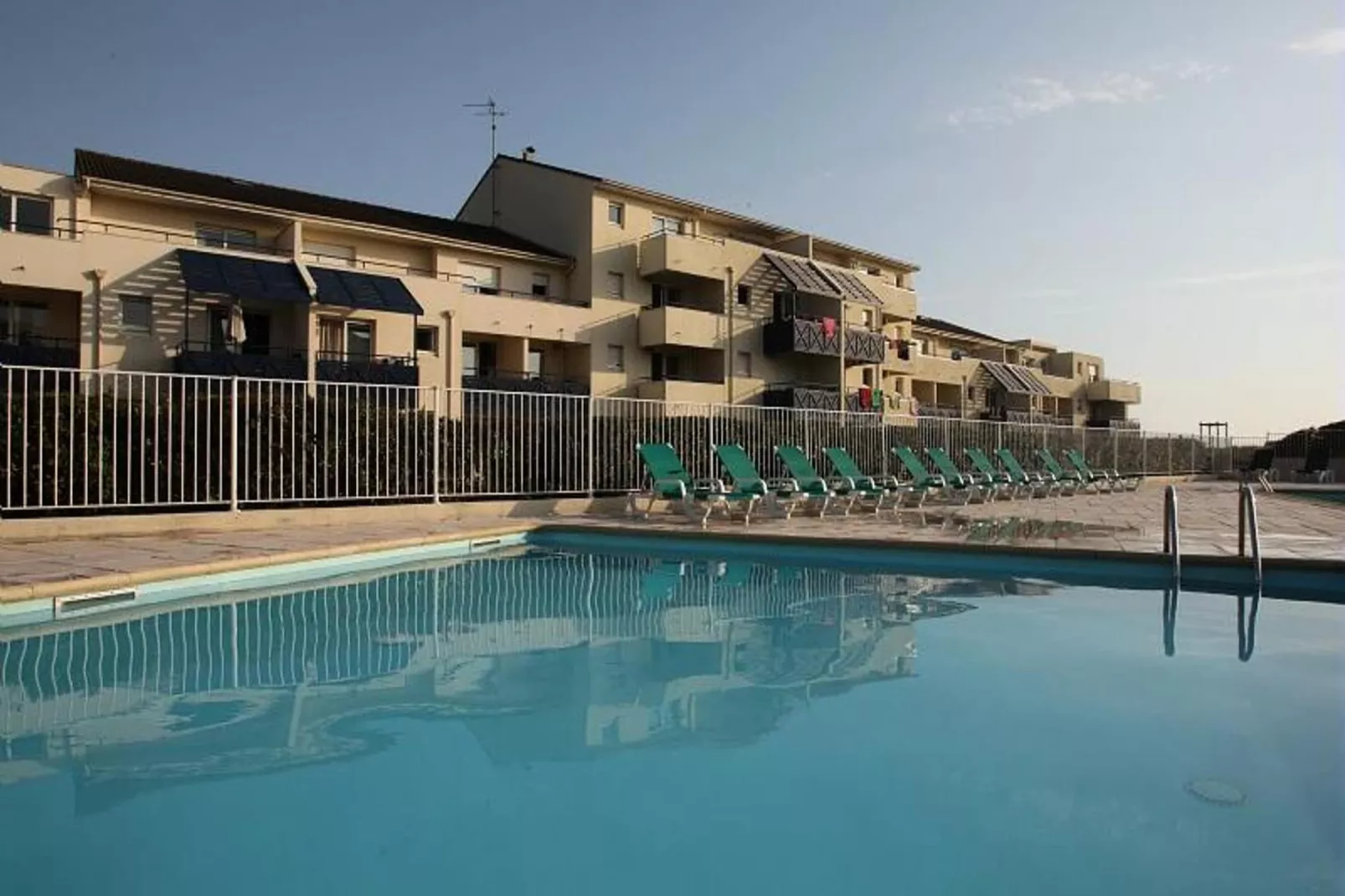 Résidence Bleu Marine - maeva Home-Exterior in summer