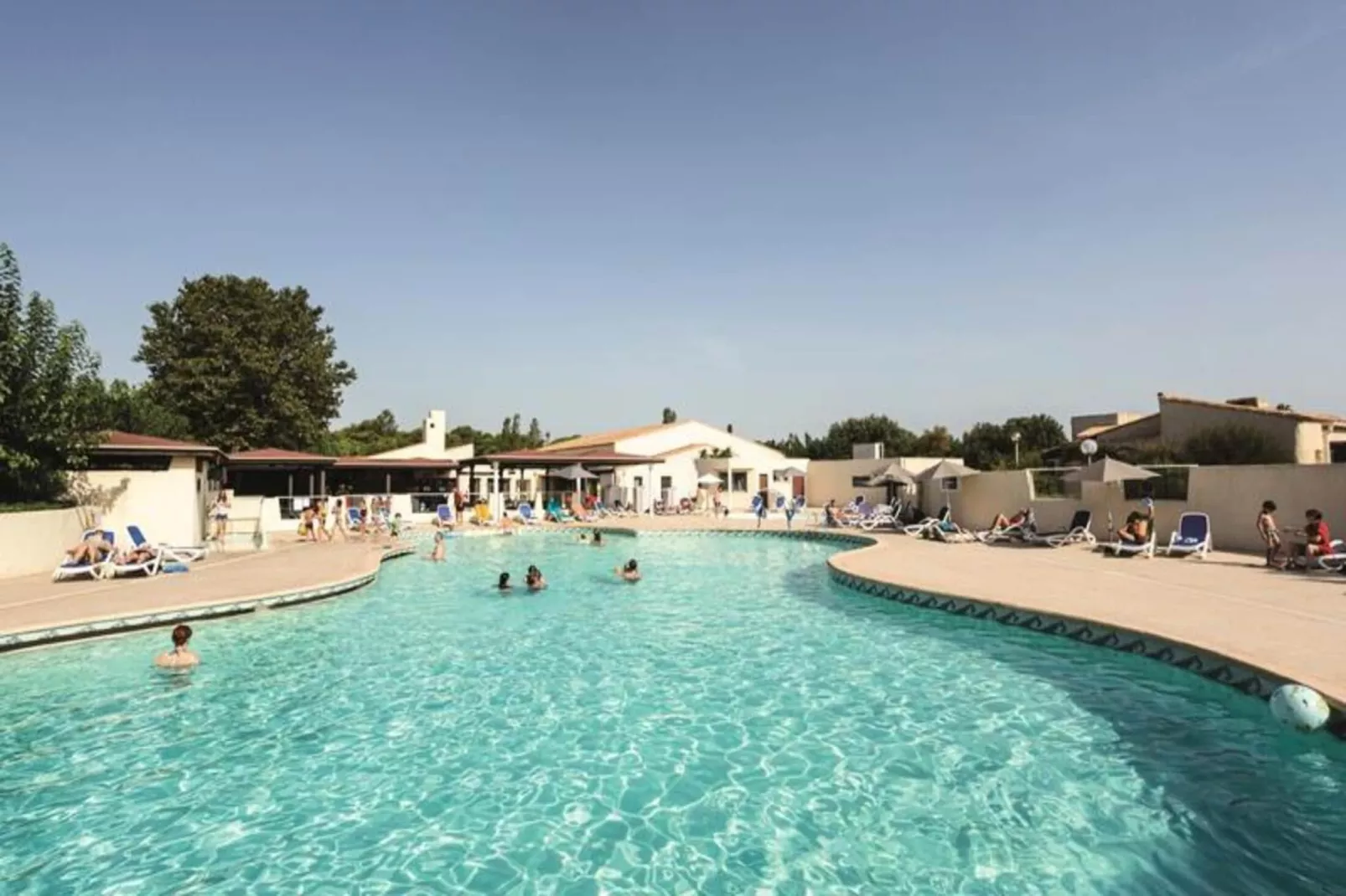SOWELL Family Cap d'Agde****-Swimming pool