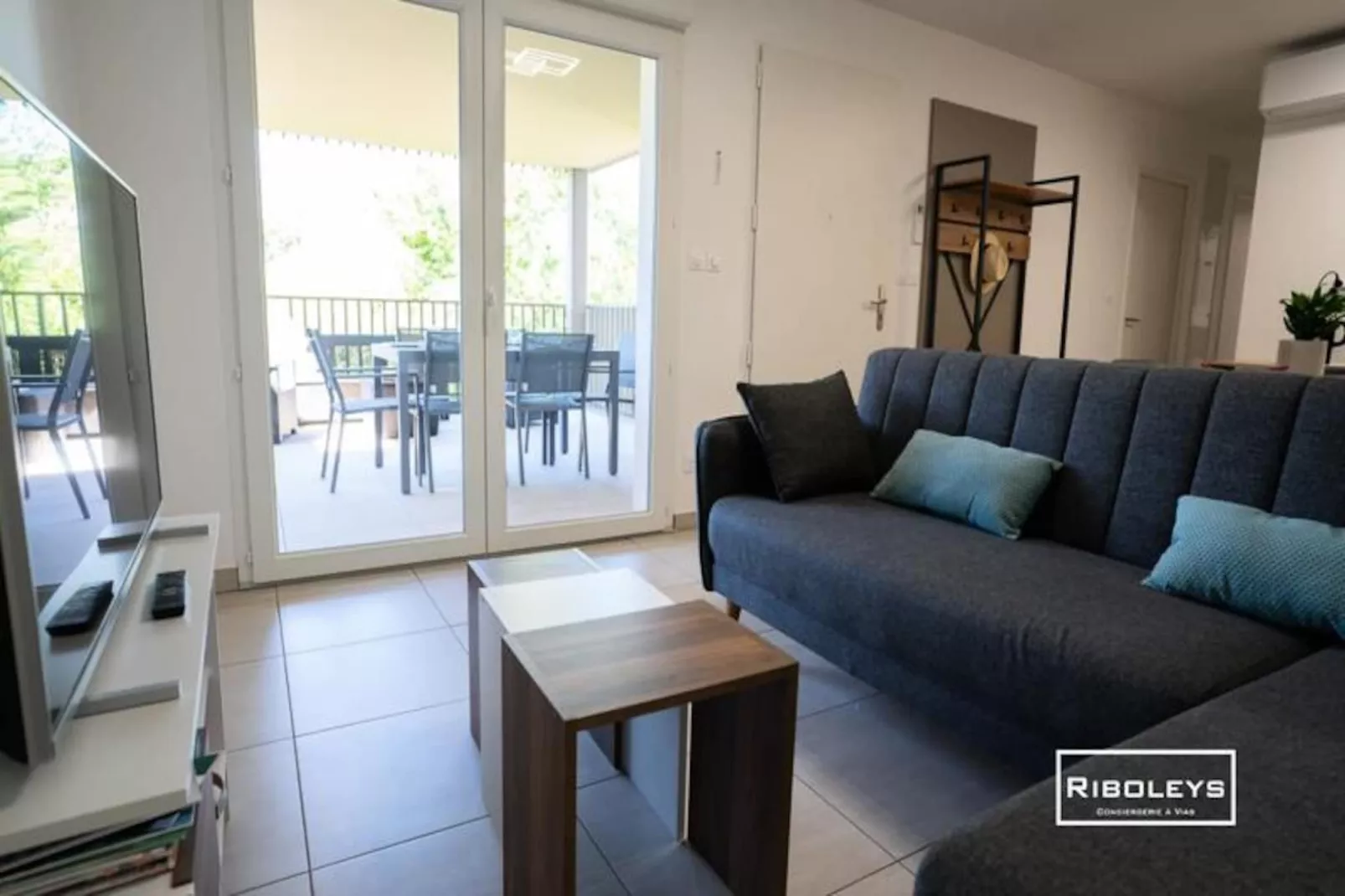 T4 Climatis&eacute; Avec Piscine &agrave; 400m De La Mer-Image-tags.