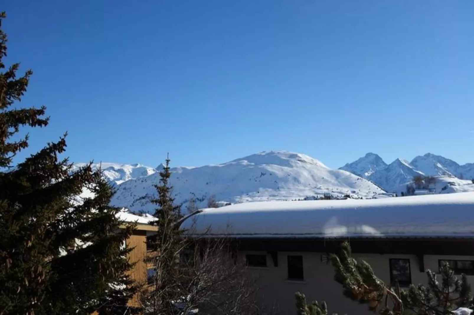 Résidence 2 Anges A-Exterior in summer