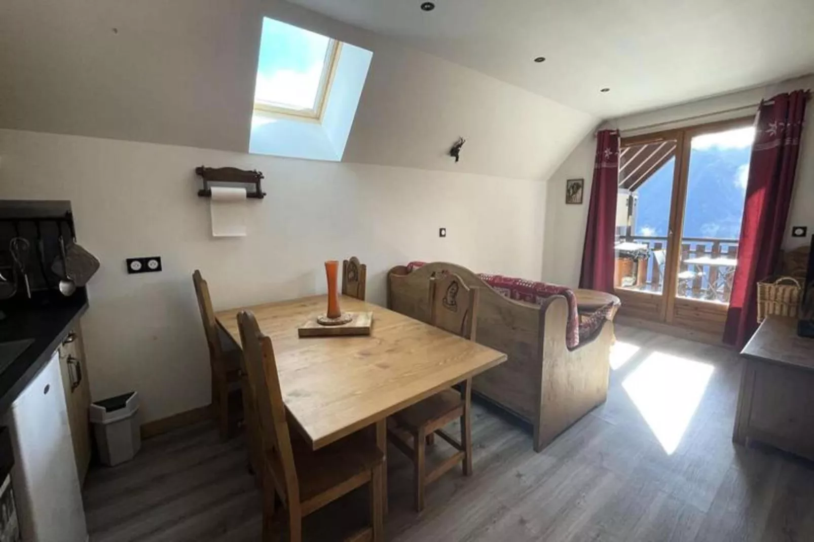 Résidence Prince Des Ecrins-Esszimmer