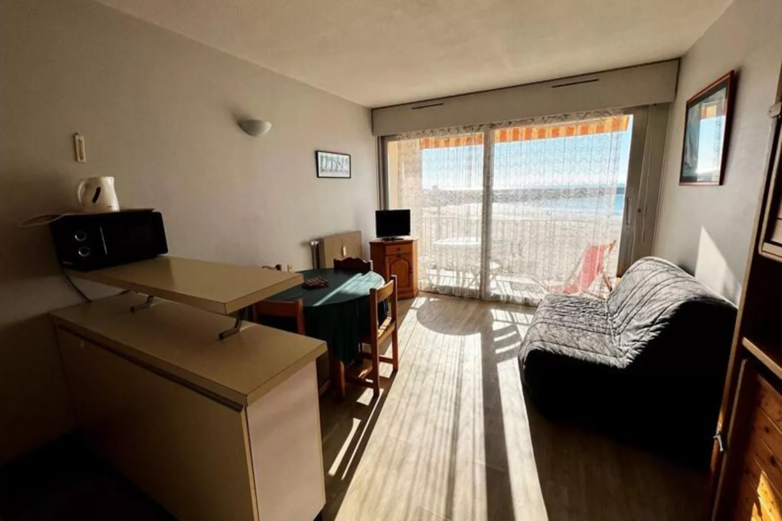 Résidence Dauphins-Salon