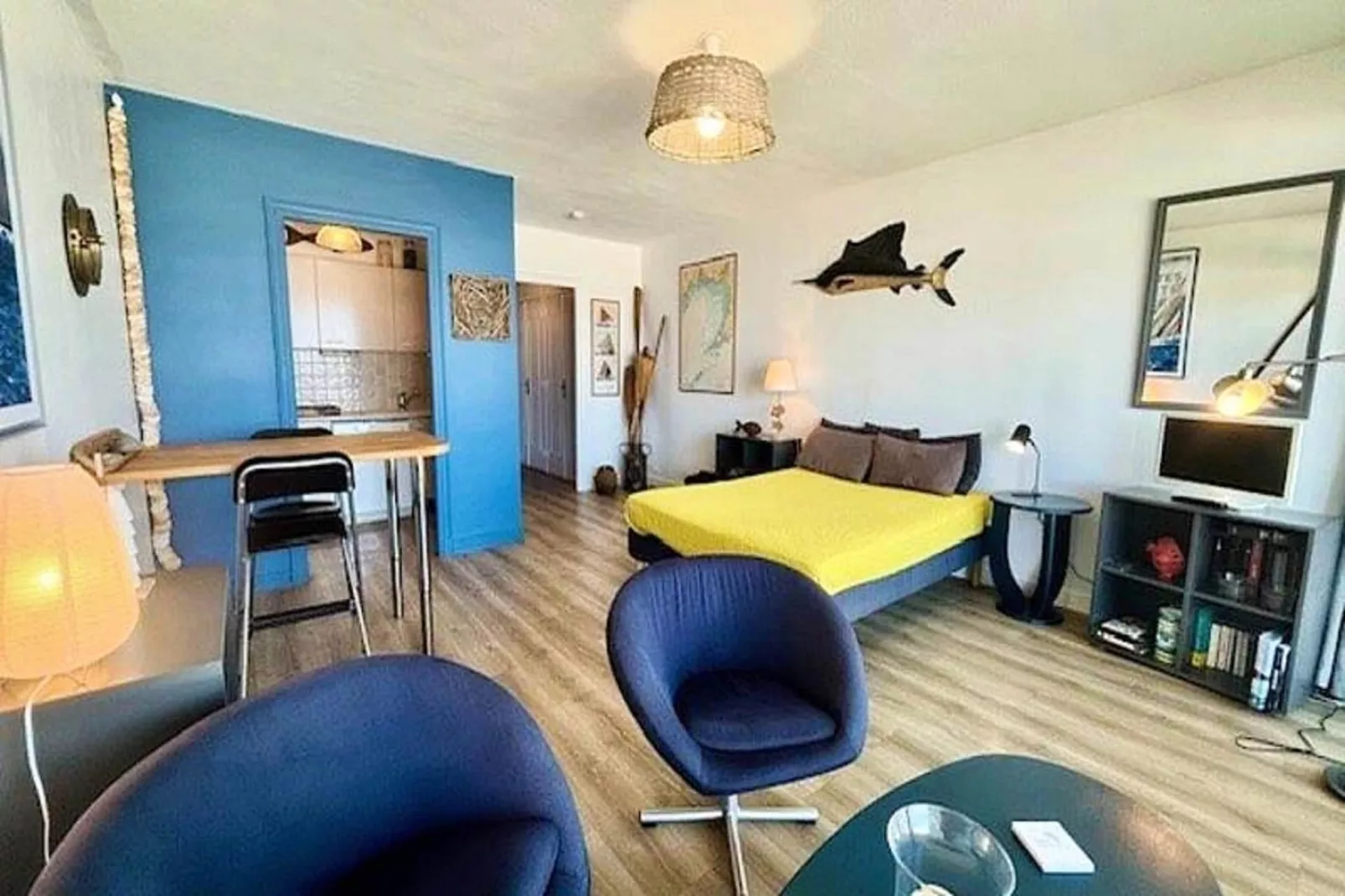 Résidence Le Mane-Living room