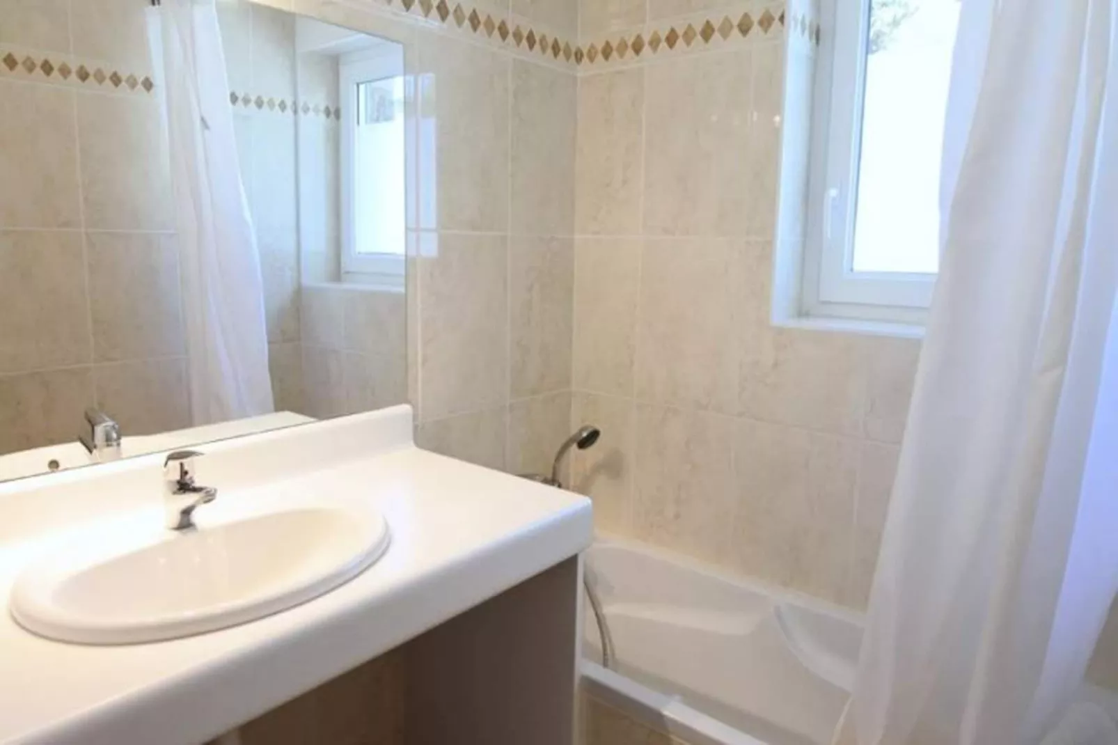 Résidence Les Hortensias-Image-tags.