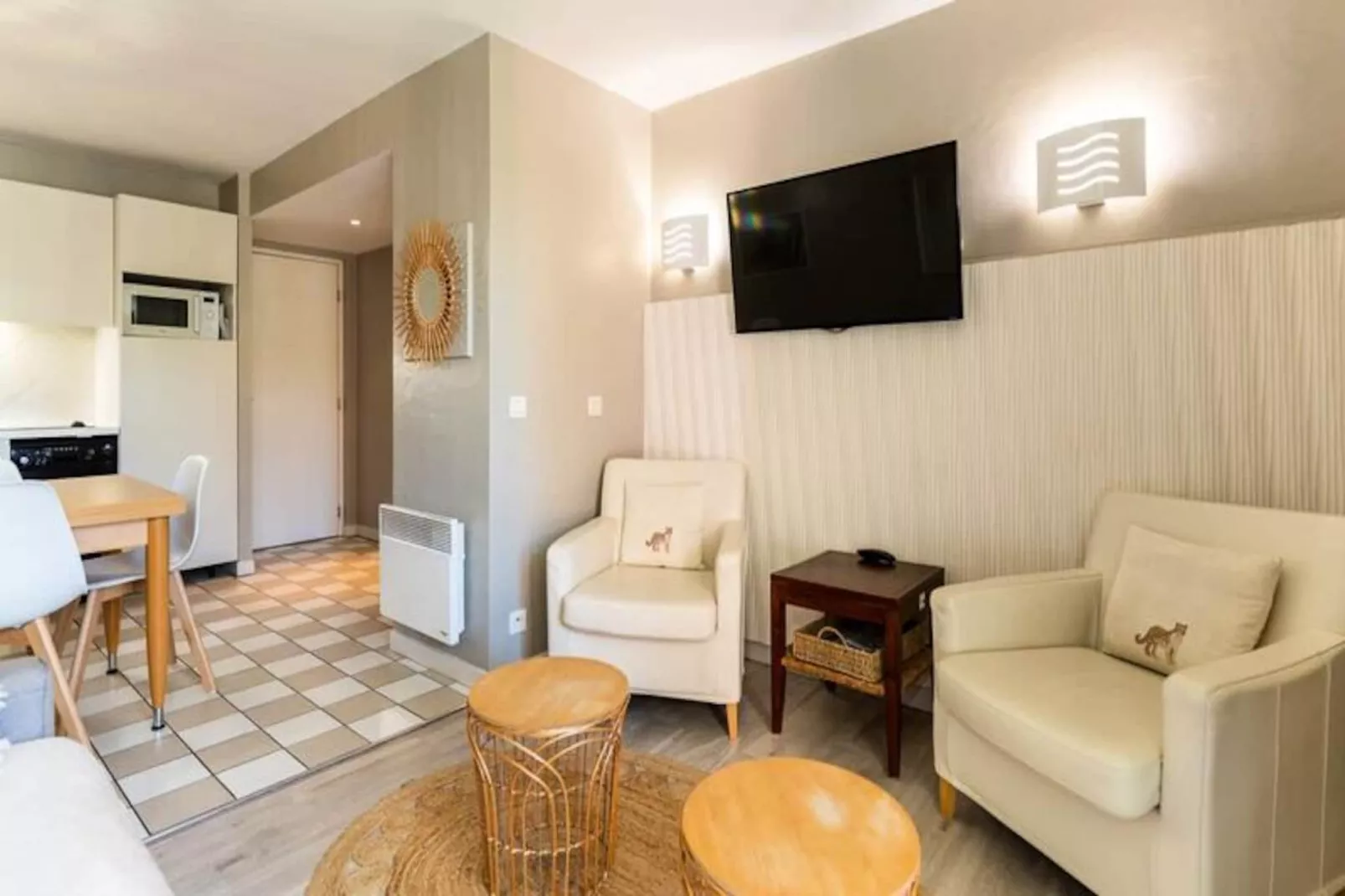 Résidence Appt 6 Pers Avec Piscine Couverte, Tennis Et Parking Priv&eacute; Gratuit 117-Image-tags.