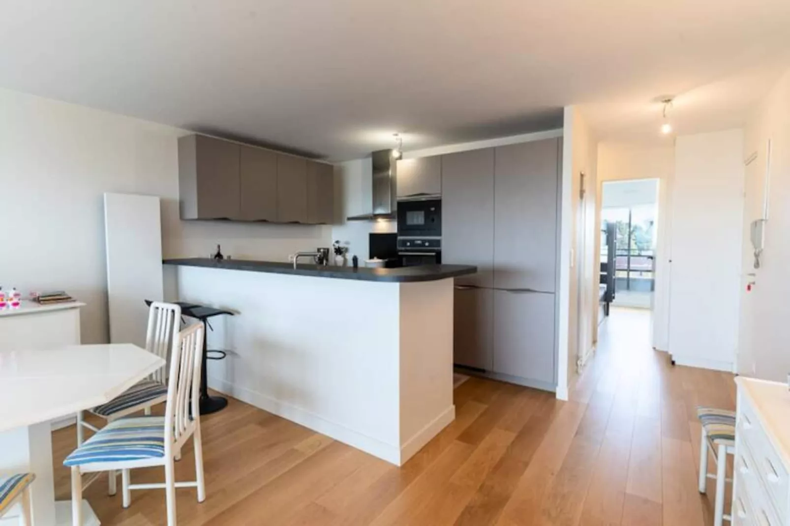 Résidence Face Mer Bel Appt  Pour 5 Pers-Image-tags.