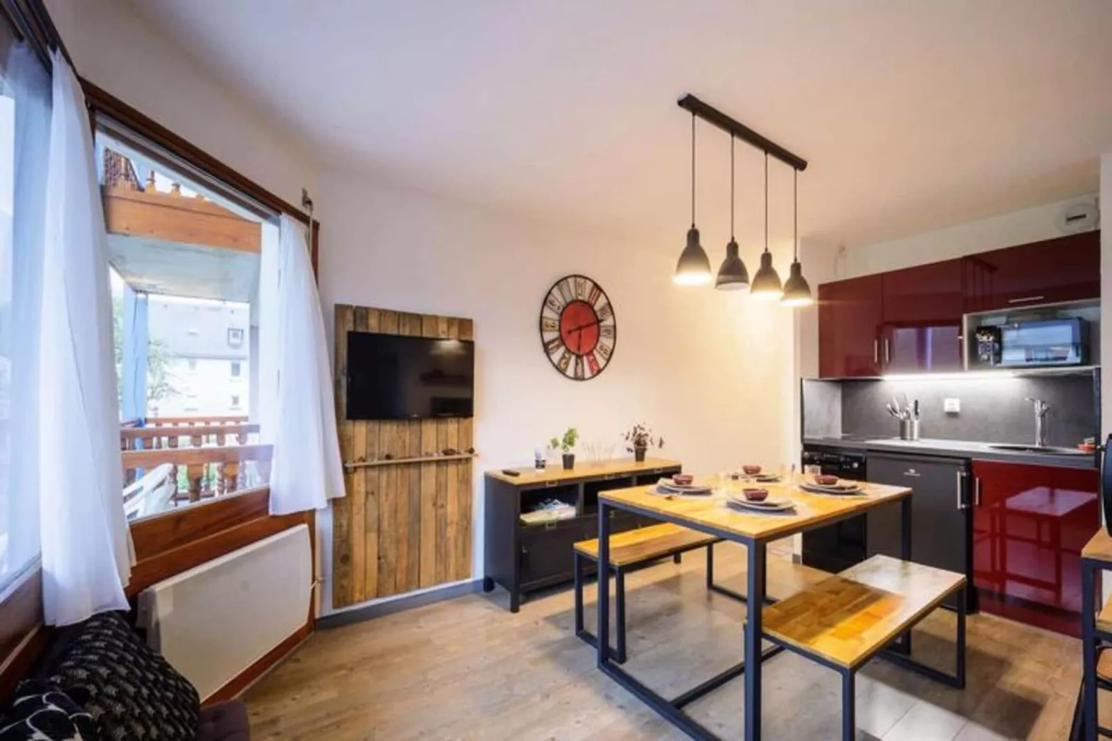 Résidence Clos Mirabelle-Dining room