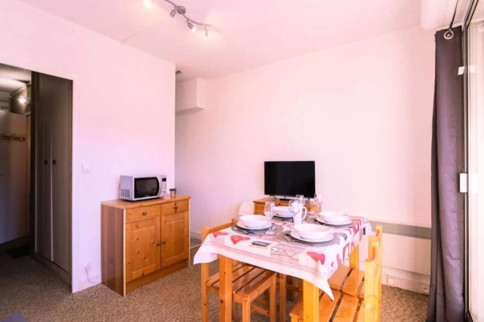Résidence Sol Y Neou A - Salle à manger