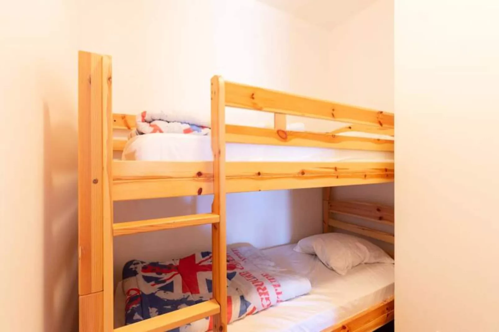 Résidence Les Balcons De Peyresourde-Image-tags.