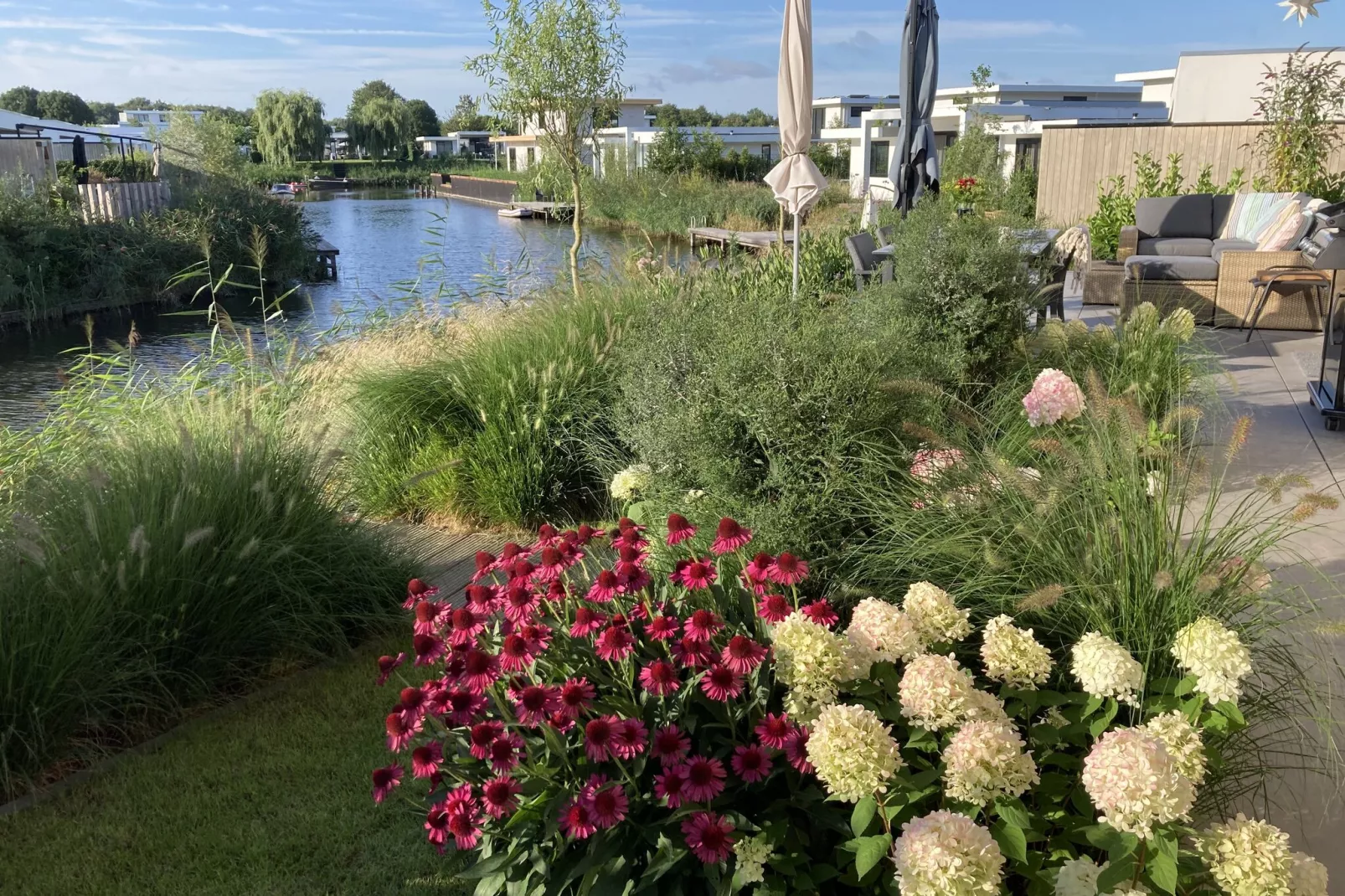 Huisje Snoek 412-Gardens summer