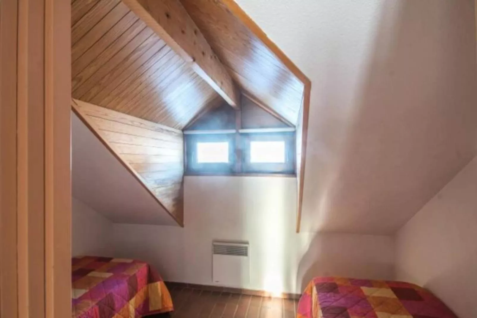 VVF Résidence Les Angles Pyrénées-Außenbereich Sommer