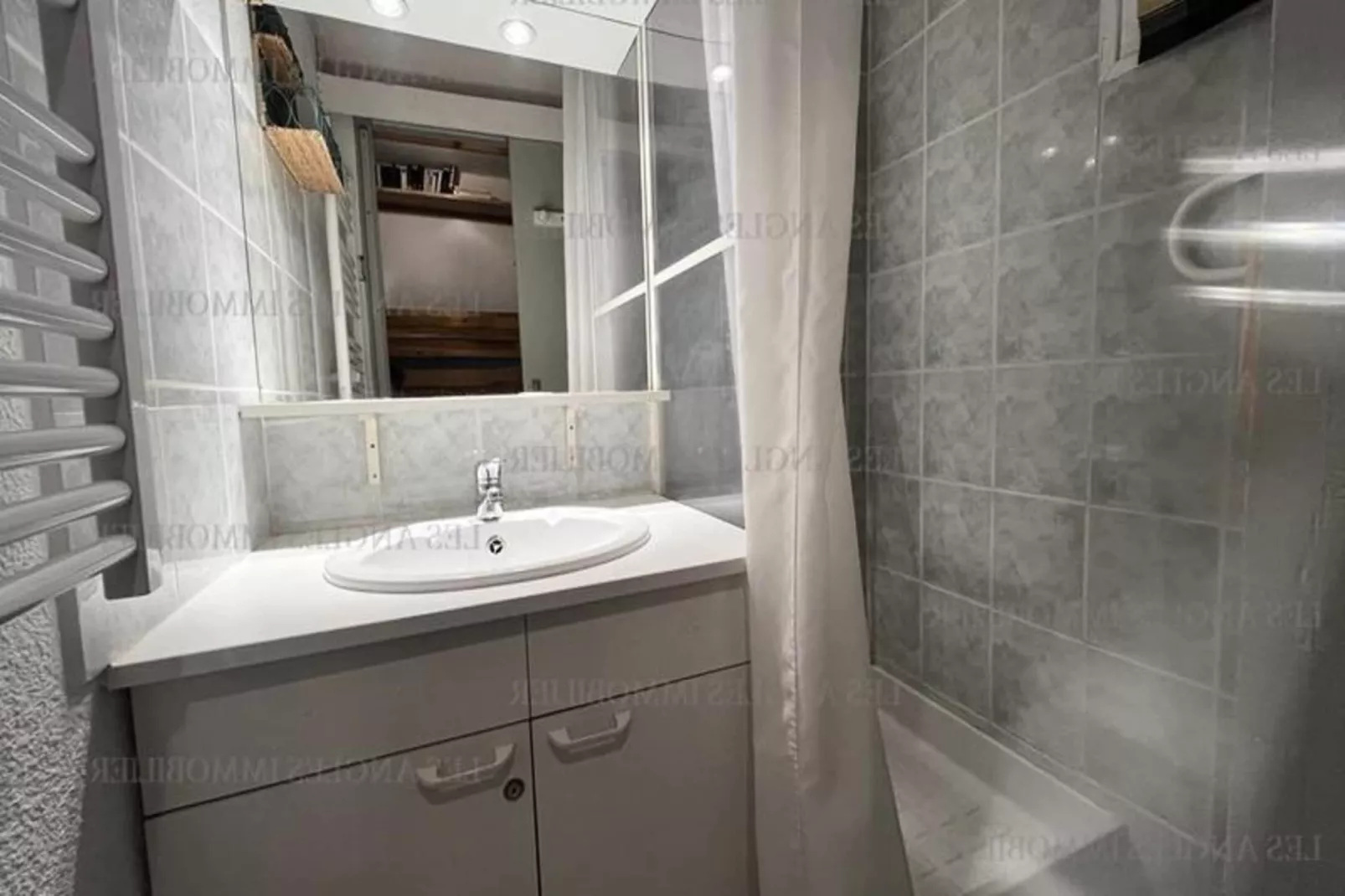 Résidence Les Mouflons-Exterior in summer