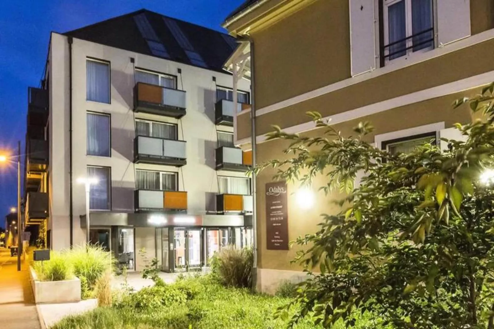 Appart'hôtel Odalys La Rose d'Argent-Exterior in summer