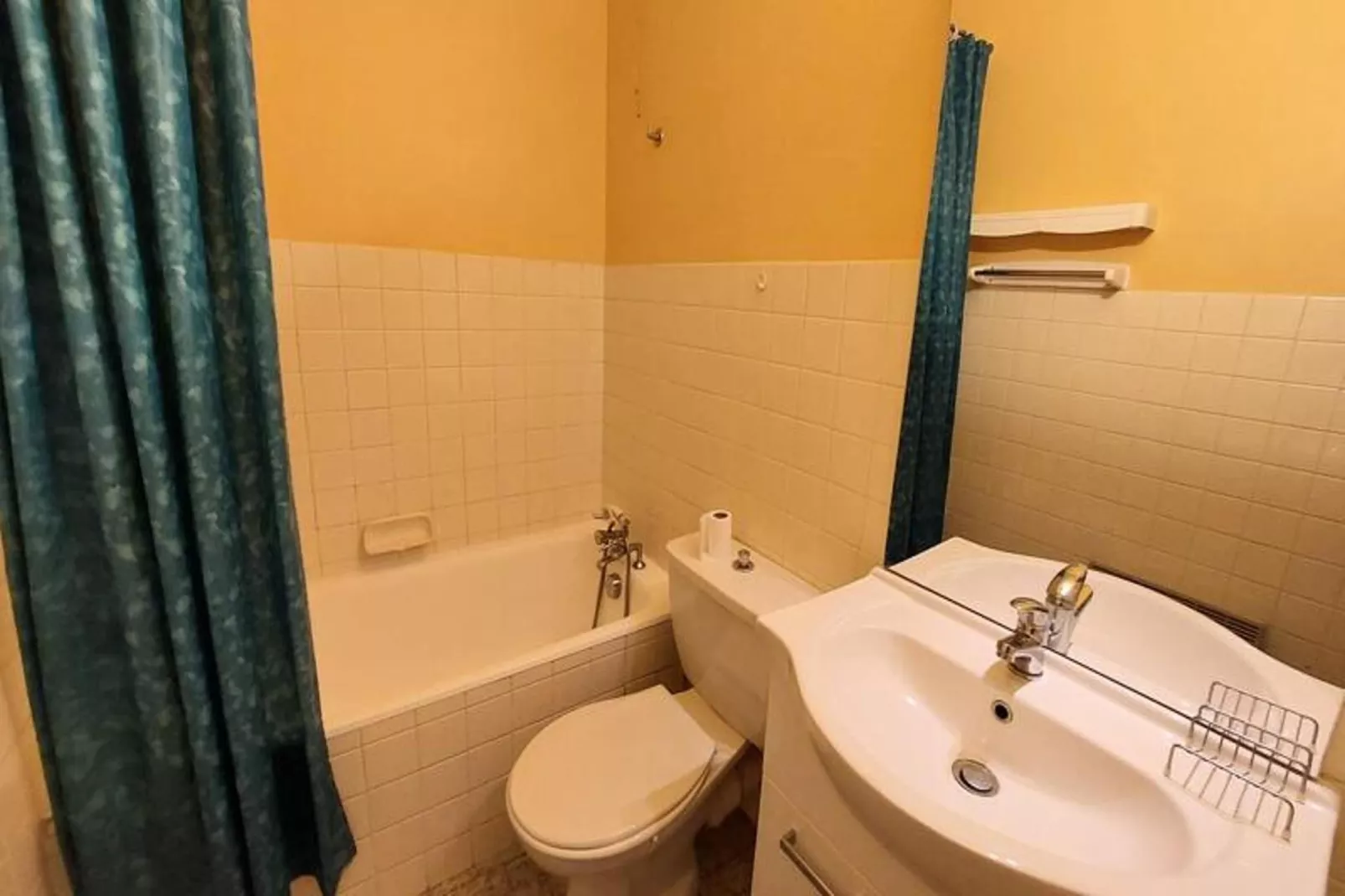 Résidence Le Chateau Durieux 1-Badezimmer