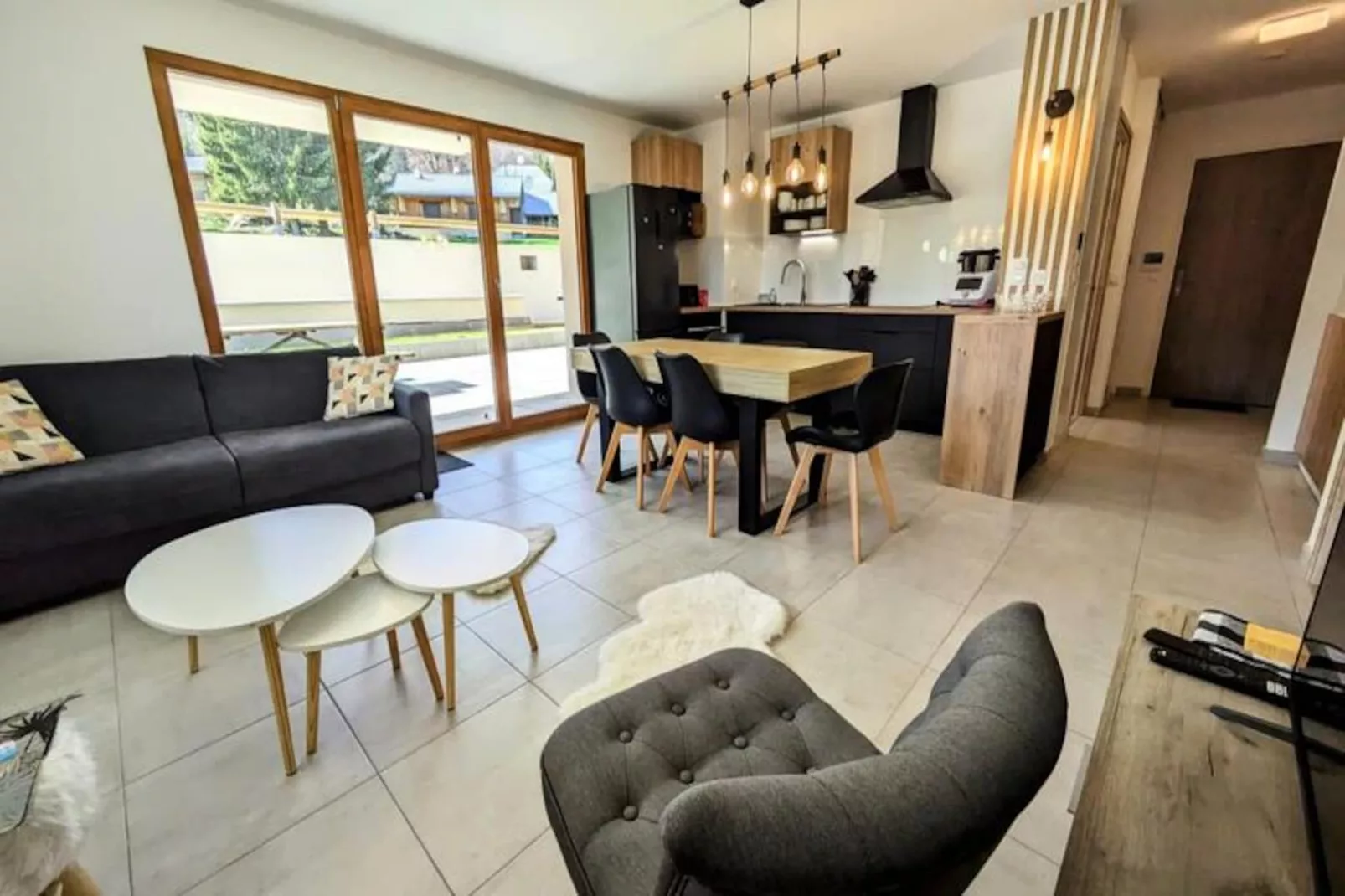 Spacieux Appartement Au Pied Des Pistes-Image-tags.