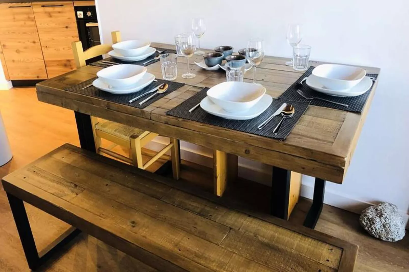 Résidence Camarine-Dining room