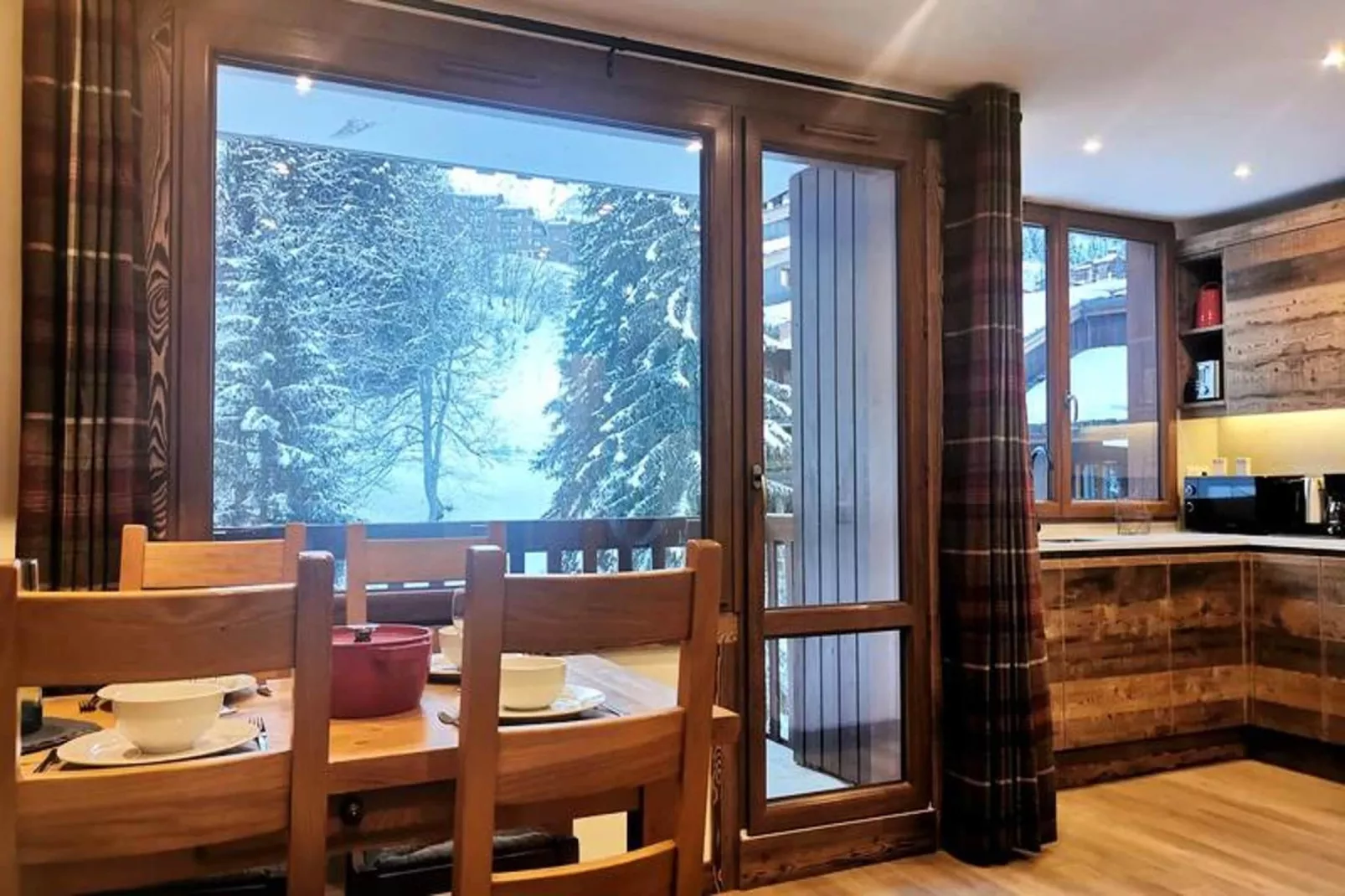 Résidence Ruisseau-Esszimmer