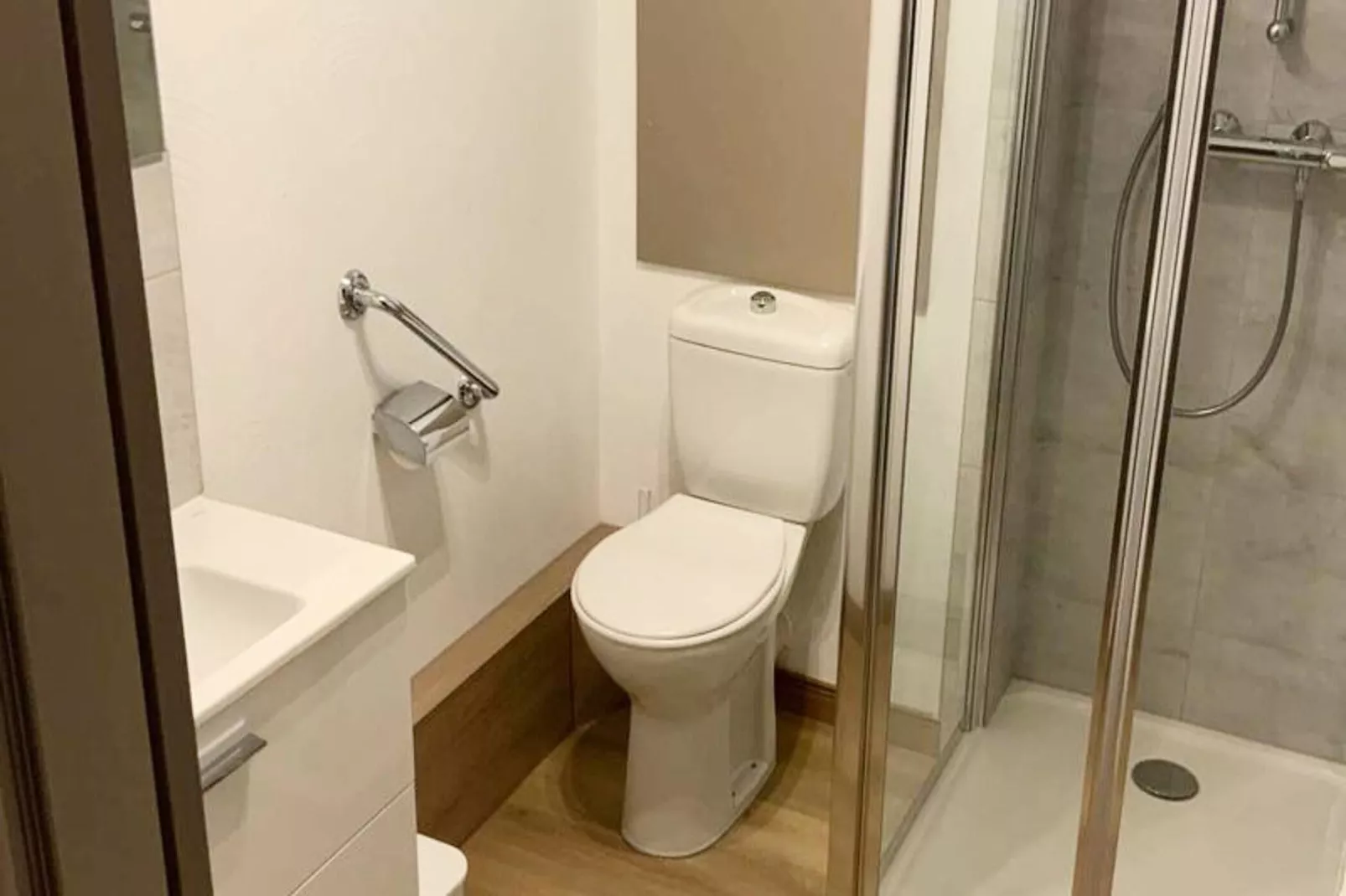 Résidence Valeriane-View in summer