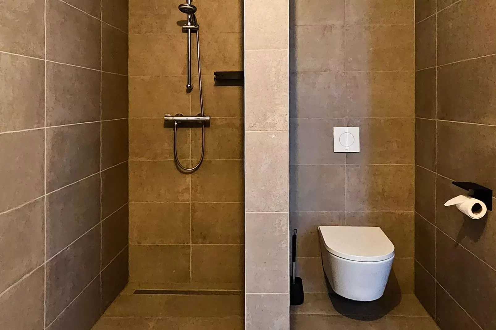 Sub Mari 577-Bathroom