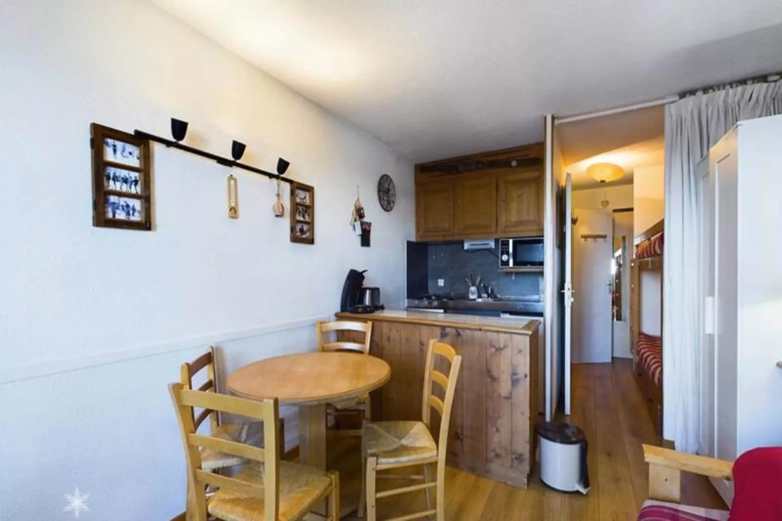 Résidence Bouquetins A-Exterior in summer