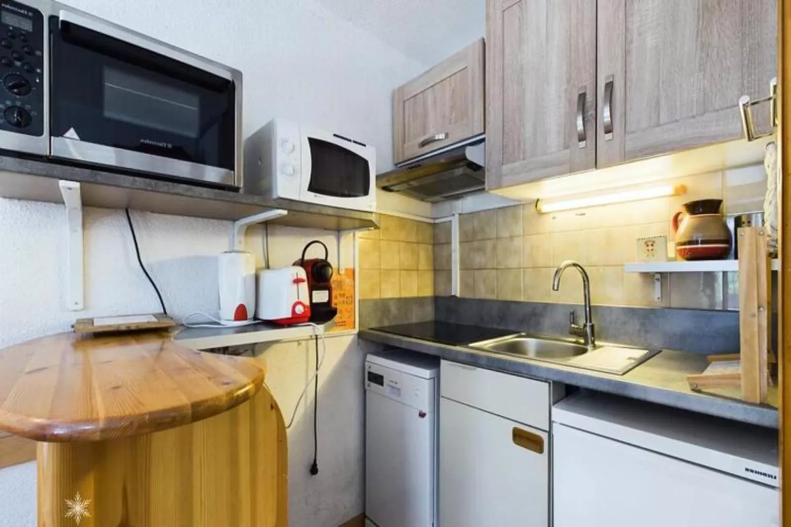 Résidence Bouquetins A-Exterior in summer