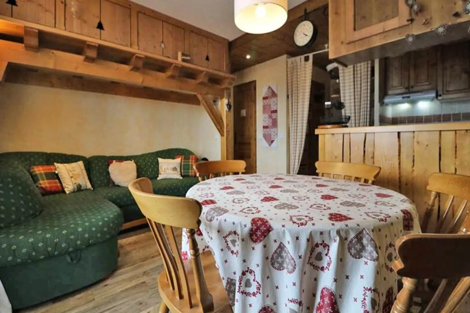 Les Chalets Du Valai-Salle à manger