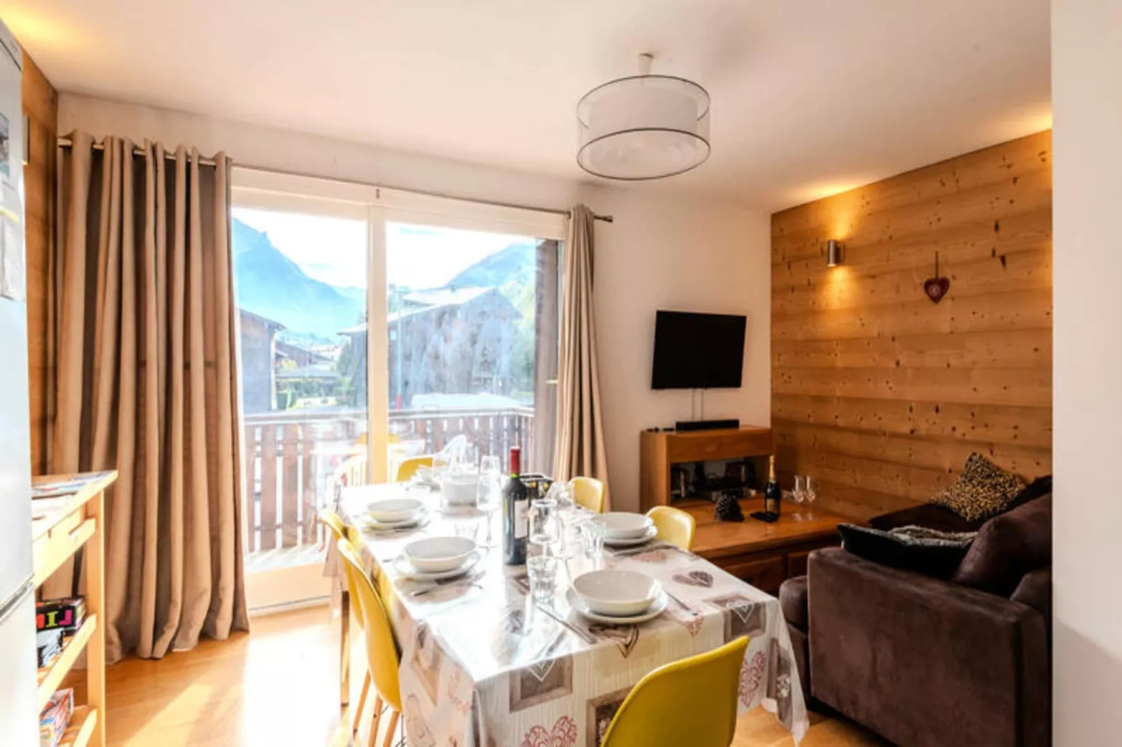 Résidence Le Nantaux-Salle à manger