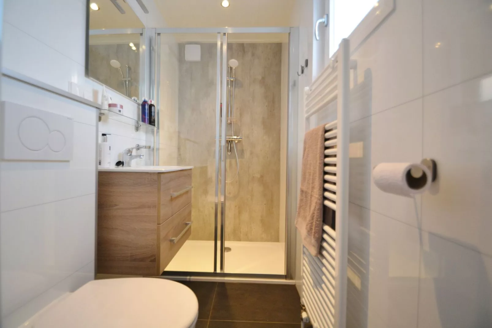Vakantiepark De Thijmse Berg 14-Bathroom