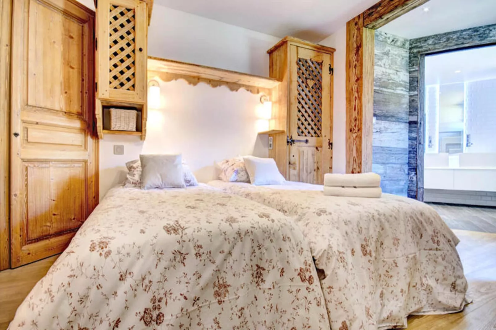 Résidence Lolana-Bedroom