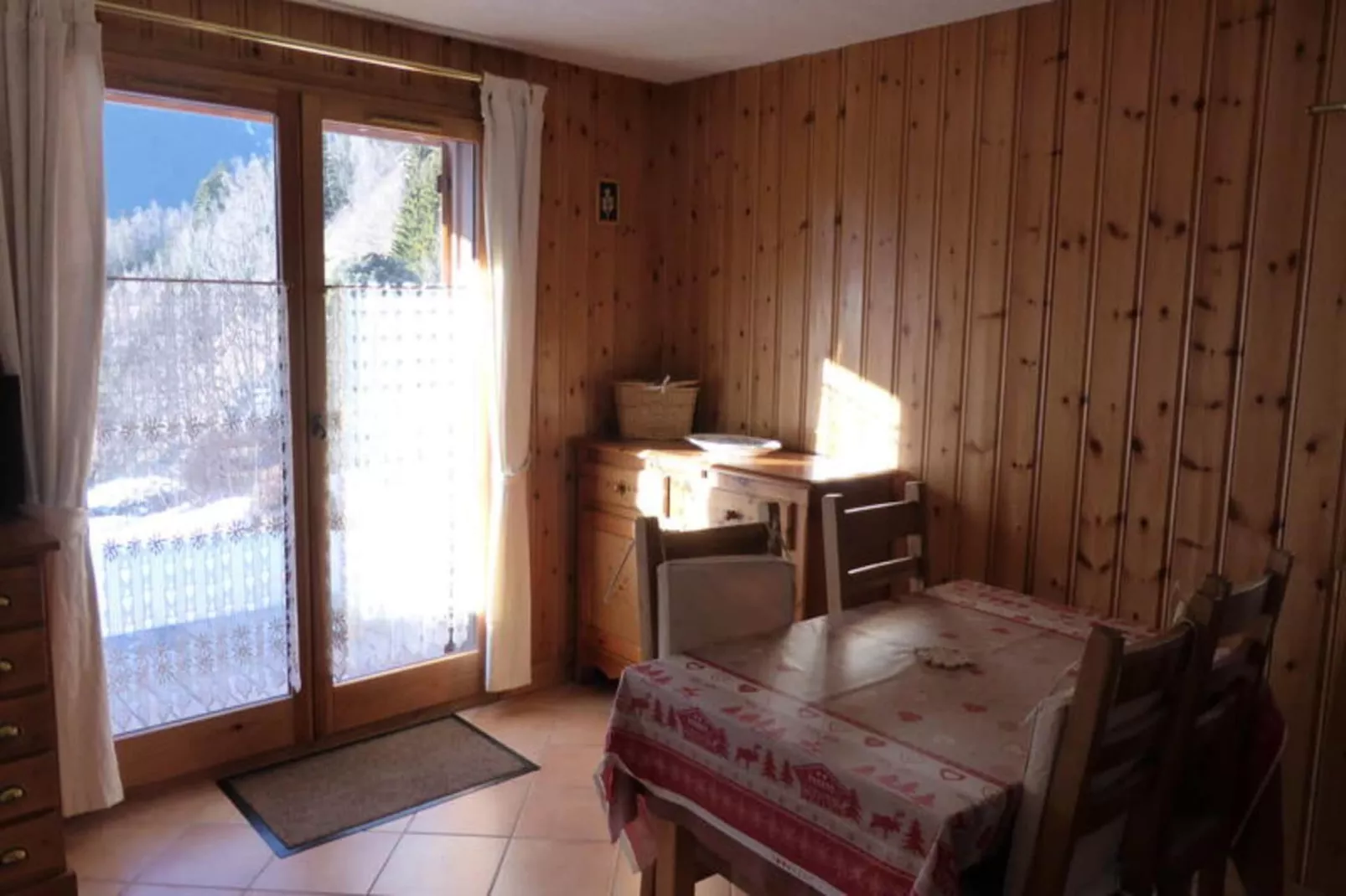 Résidence Les Carlines-Exterior in summer