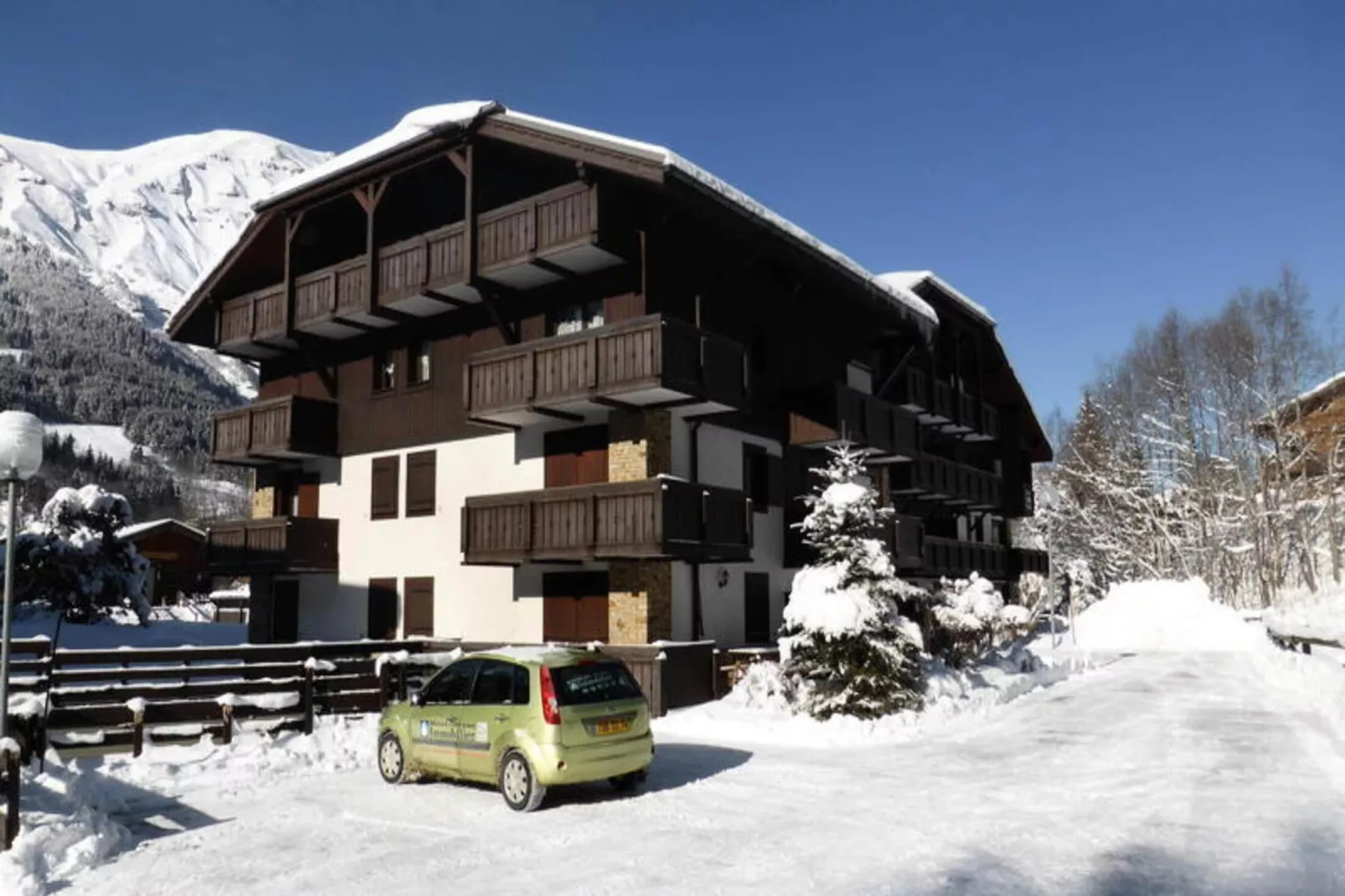 Résidence Les Cimes D'or A-Exterior in summer