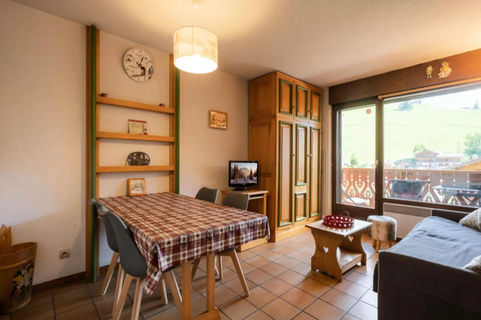 Résidence Domanial B-Außenbereich Sommer